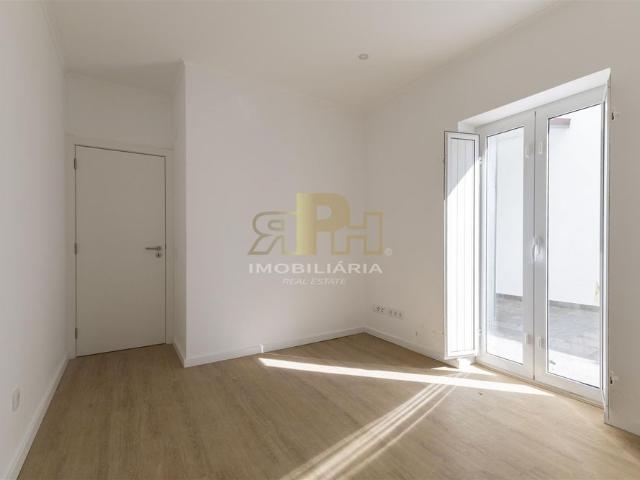 Apartamento T3 Arrendamento em Santarém Marvila, Santa Iria da Ribeira de Santarém, Santarém São Salvador e Santarém São Nicolau,Santarém