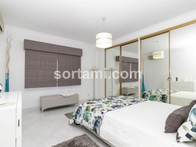 Apartamento T3 Arrendamento em Quarteira,Loulé