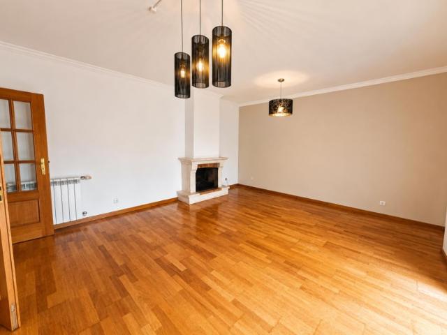 Apartamento T3 Aveiro, na Fonte Nova, com garagem