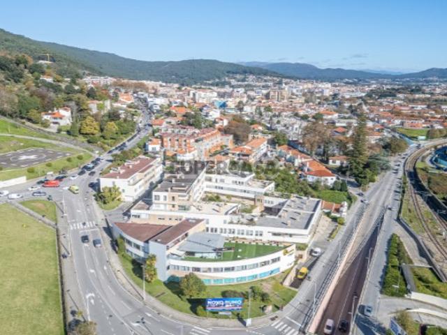 Apartamento T3 Avenida 25 de Abril