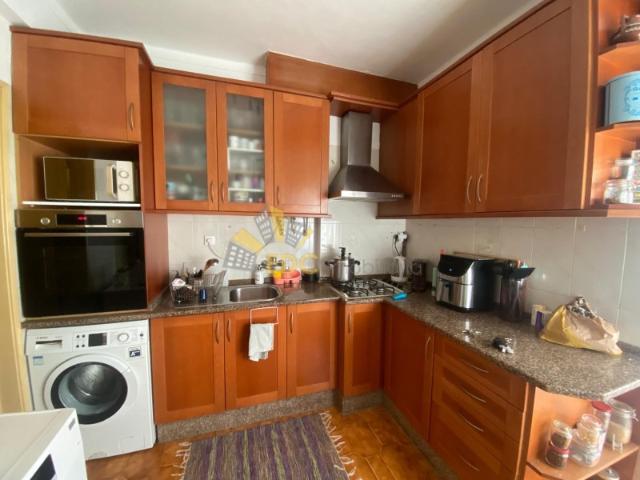 Apartamento T3 bastante soalheiro | Localizado em Camarate | Não perca a oportunidade, marque já a sua visita!
