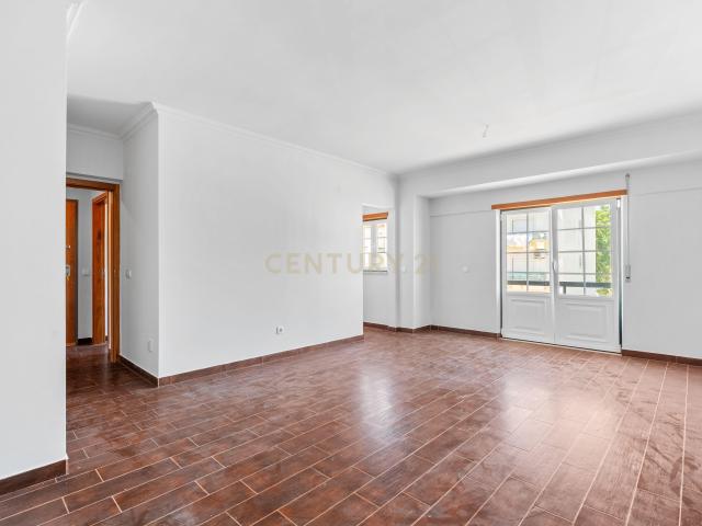 APARTAMENTO T3 BENAVENTE
