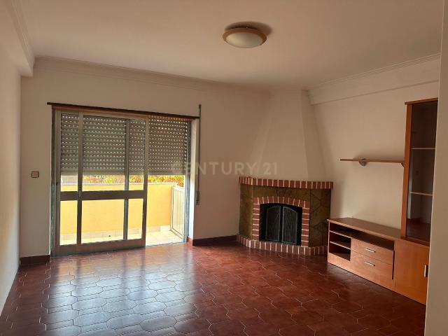 APARTAMENTO T3 BEJA ZONA FALCÕES