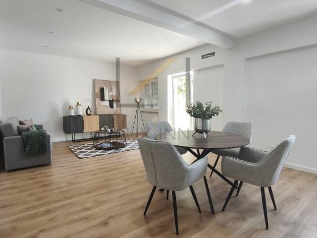 Apartamento T3 C/ Estacionamento Benfica Em Remodelação Total