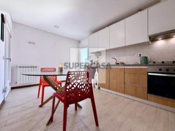 Apartamento T3 c/ Garagem Dupla