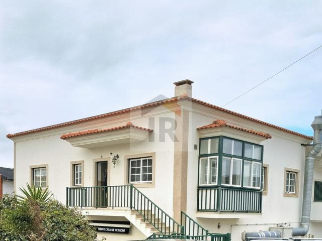 Apartamento T3 c/ parqueamento