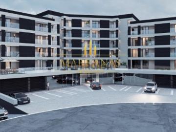 Apartamento T3 c/ varanda