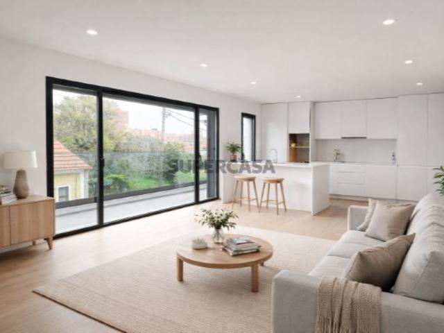 Apartamento T3 c/ Varanda Pronto Habitar | Esgueira