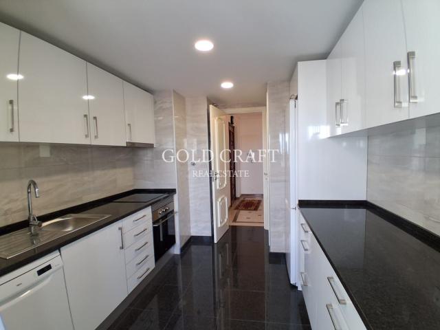 Apartamento T3 c/ 1 Parqueamento e Portaria 24H, Areeiro, Lisboa