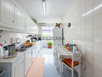 Apartamento T3 c/ 2 Varandas, em Tomar