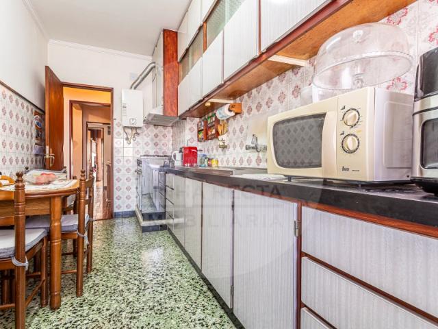 Apartamento T3 Camarinha em Setúbal em excelente estado de conservação