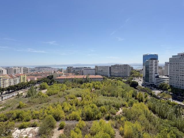 Apartamento T3 Campolide, Amoreiras