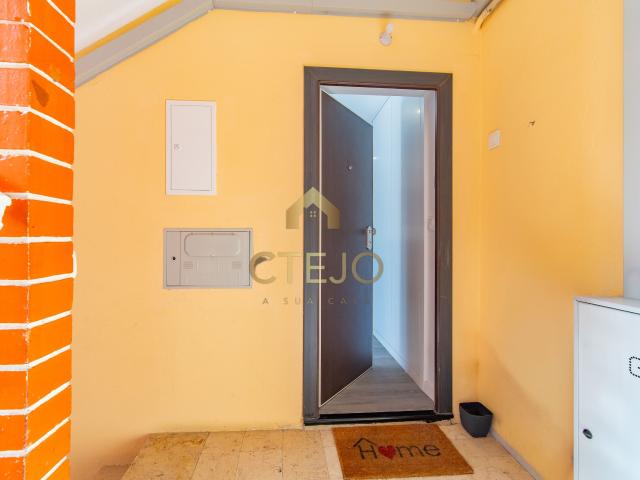 Apartamento T3 C/Arrecadação Olivais Sul