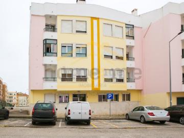 Apartamento T3 Casal do Telheiro, Arruda dos Vinhos