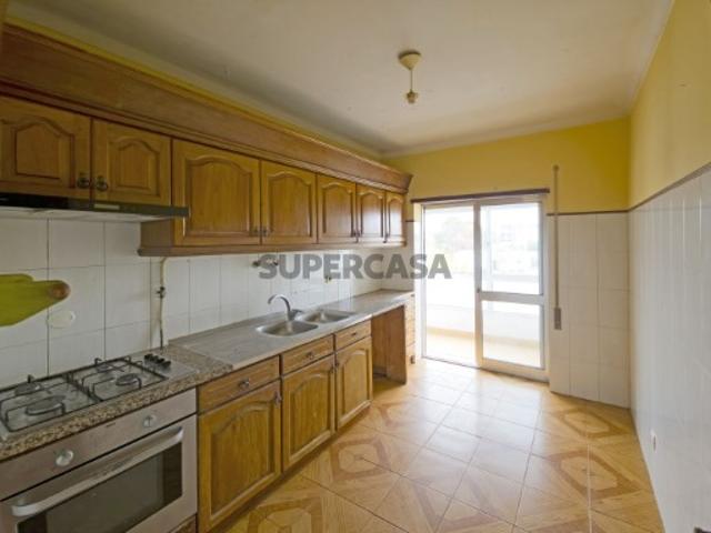 Apartamento T3 c/garagem e sótão, Darque, Viana do Castelo