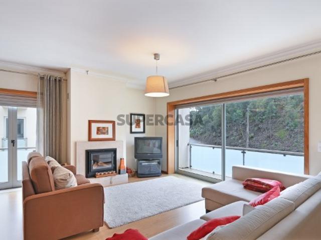Apartamento T3, com 3 frentes, perto da praia em Valadares Vila Nova de Gaia