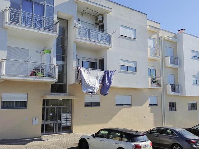 Apartamento T3, com 124 m² de espaço privativo, 123m² Nazaré