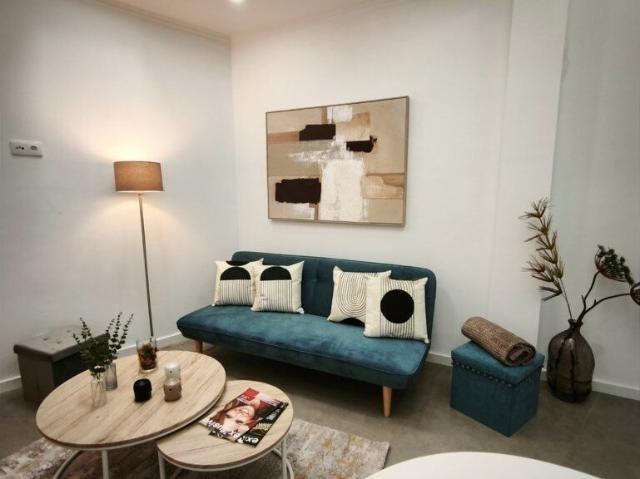 Apartamento T3 com 2 varandas abertas, remodelado e mobilado 84m² São Domingos De Benfica