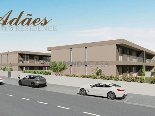 Apartamento T3 com 2 lugares de garagem Adães Barcelos