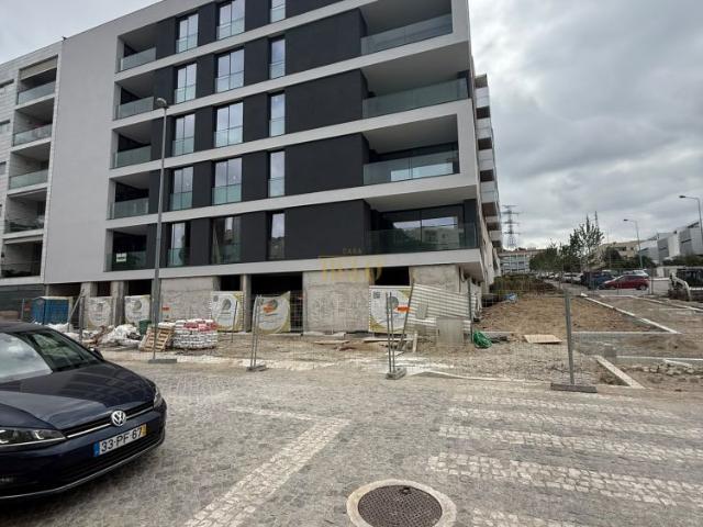 Apartamento T3 com 2 suites e 2 varandas na Maia