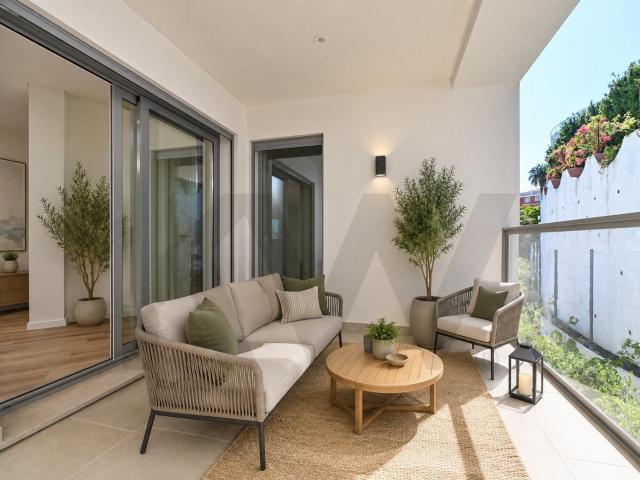 Apartamento T3 com 2 Suítes e ampla varanda | Edifício Colina do Paço – Santa Clara, Lisboa