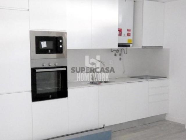Apartamento T3 com Cozinha Totalmente Equipada no Barreiro