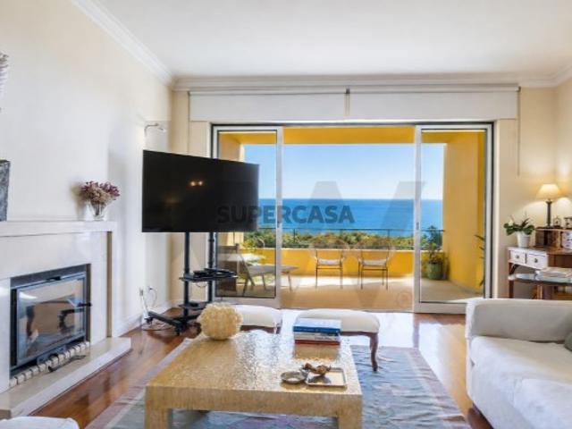 Apartamento T3 em condomínio privado, com segurança 24 horas, em Estoril Cascais