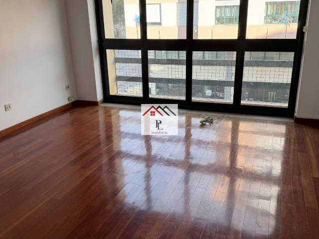 Apartamento T3 com Garagem