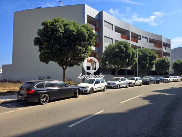 Apartamento T3 com Garagem 2 carros a 200 m da praia na Póvoa de Varzim