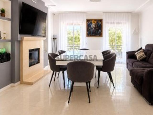 APARTAMENTO T3 COM GARAGEM BOX, SÓTÃO E 2 VARANDAS | JARDIM DE CIMA SANTARÉM