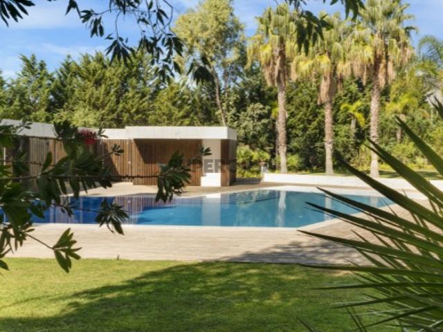 Apartamento T3 com garagem em condomínio Beloura Sintra