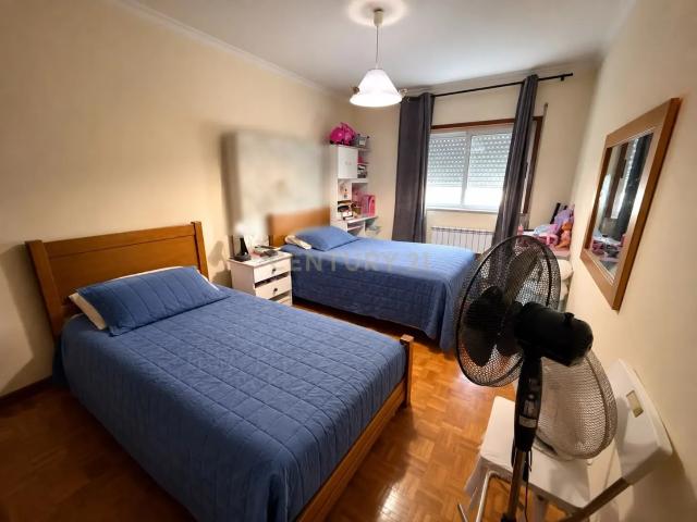Apartamento T3 com Garagem Fechada, excelente localização! Bragança