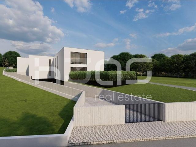 Apartamento T3 com Garagem para 2 Viaturas a poucos minutos de Braga
