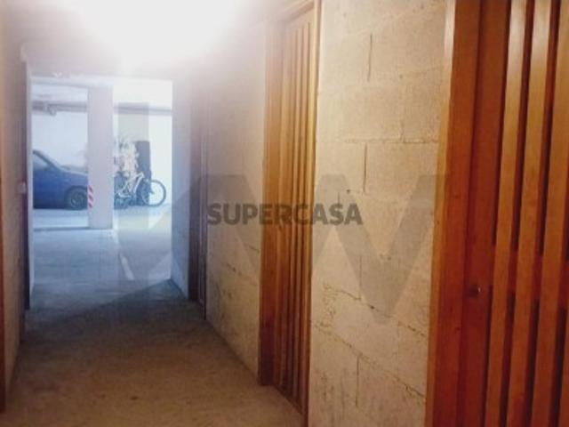 Apartamento T3 com Elevador, Garagem e Arrumos Centro da Vila de Soure