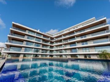 Apartamento T3 com estacionamento, Parede, Cascais
