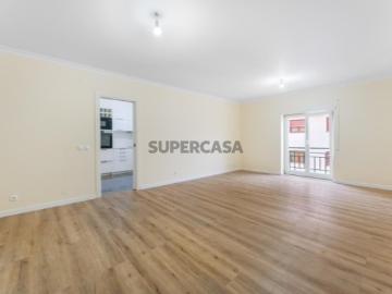Apartamento T3 com estacionamento, Praça de Espanha, Lisboa