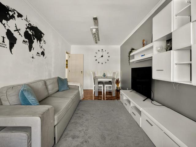 Apartamento T3 com Excelente Localização | Espaço | Luz | Centralidade em Queluz!