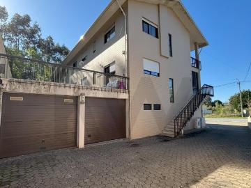 Apartamento T3 com localização privilegiada em Santa Maria da Feira
