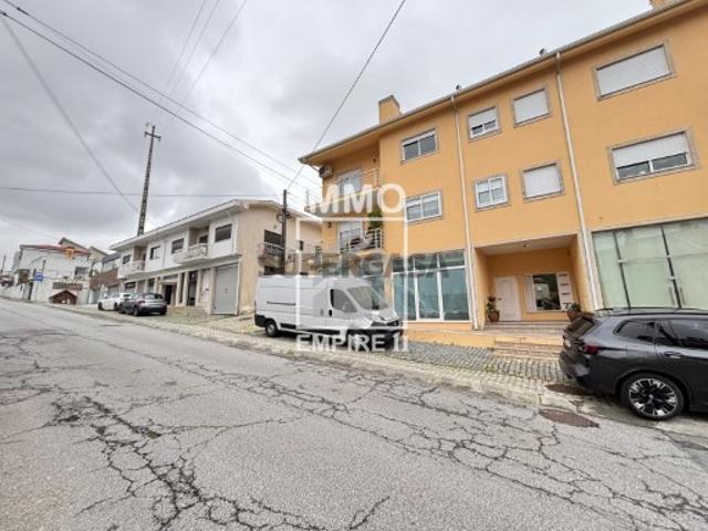 APARTAMENTO T3 COM SÓTÃO E GARAGEM BOX | VILELA PAREDES