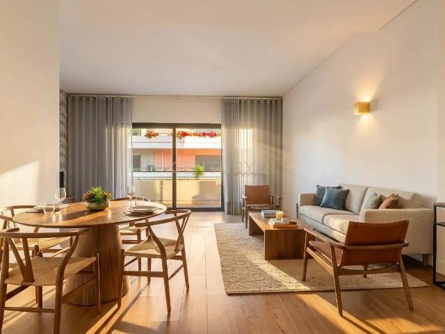 Apartamento T3 com Suite – Conforto e Localização em Setúbal