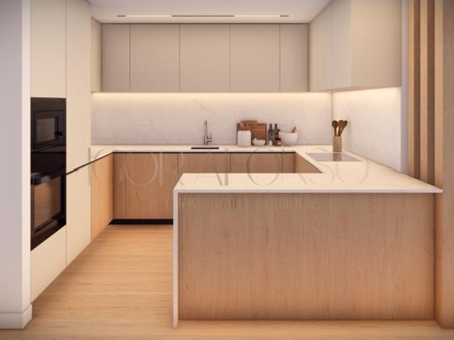 Apartamento T3 com Suíte, Garagem, Elevador e Varandas