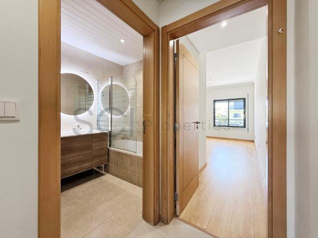 Apartamento T3 com Suíte e Arrecadação no Pinhal Novo 111m² Pinhal Novo