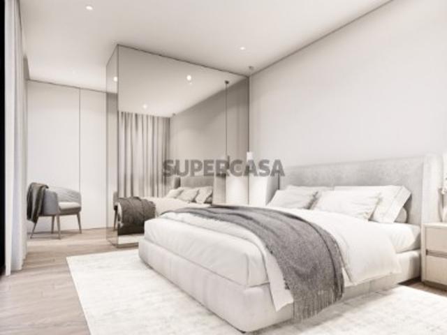 Apartamento T3 com Suite, Varanda e Lugar de Garagem em Valongo