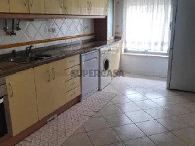 APARTAMENTO T3 COM PARQUEAMENTO PARA VENDA NO MONTIJO!