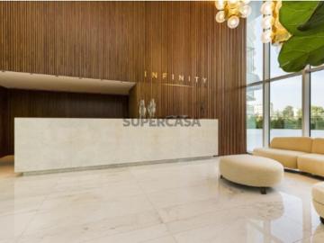Apartamento T3 com piscina, Campolide, Lisboa