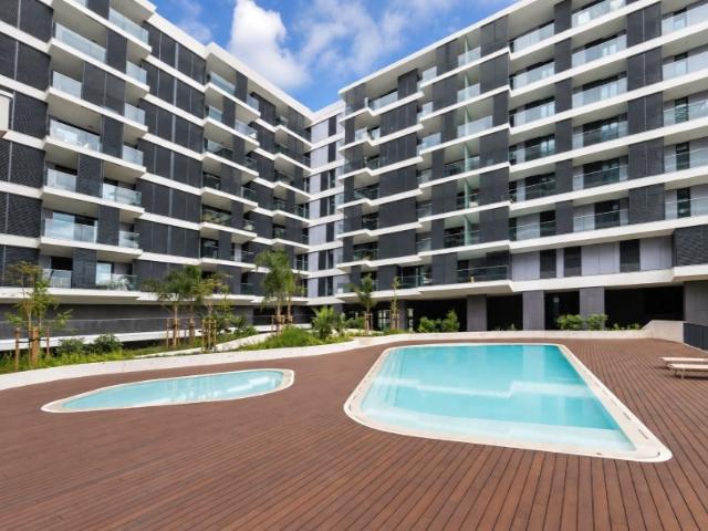 Apartamento T3 com Piscina e Ginásio no DUUO, Campo Pequeno