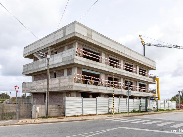Apartamento T3 com Piscina na Mexilhoeira Grande 181m² Mexilhoeira Grande