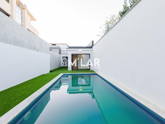 Apartamento T3 com piscina, Novo, no Centro de Vila Verde