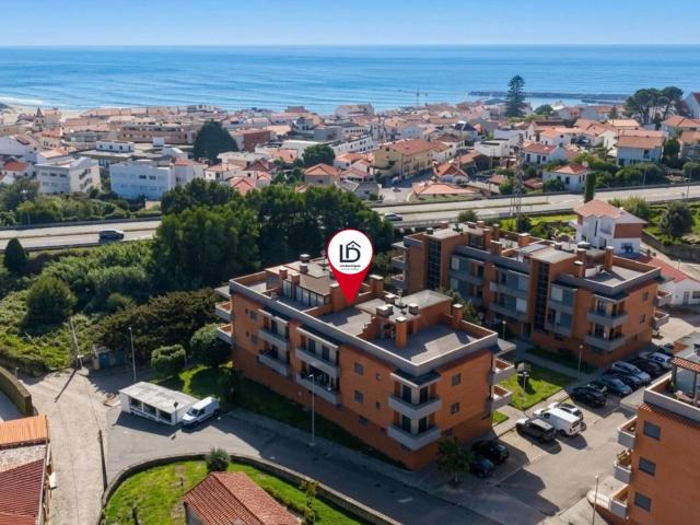 Apartamento T3 com rooftop com vista mar e garagem fechada | Vila Praia de Âncora