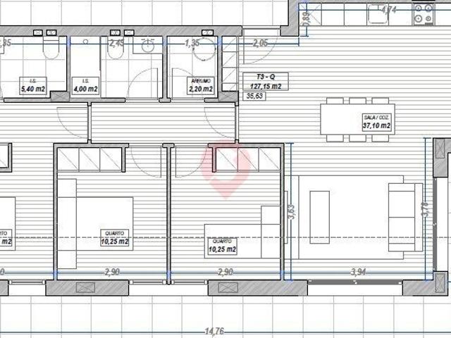 Apartamento T3 com terraço